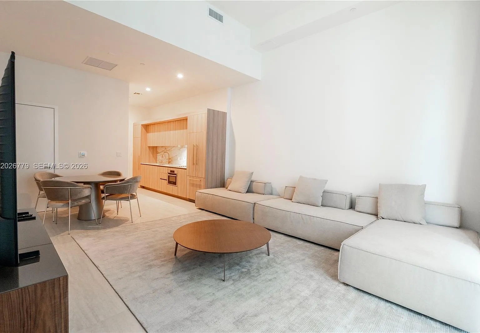 Viceroy Residences — Photo 4