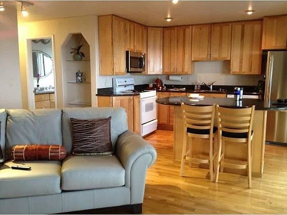 5th image of 825 Balboa Ave Unit 103
