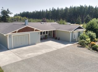 1662 Boon Rd, Oak Harbor, WA 98277