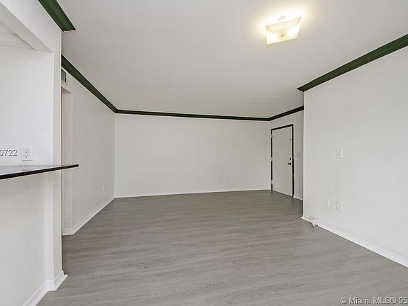 5th image of 6444 Collins Ave APT 504