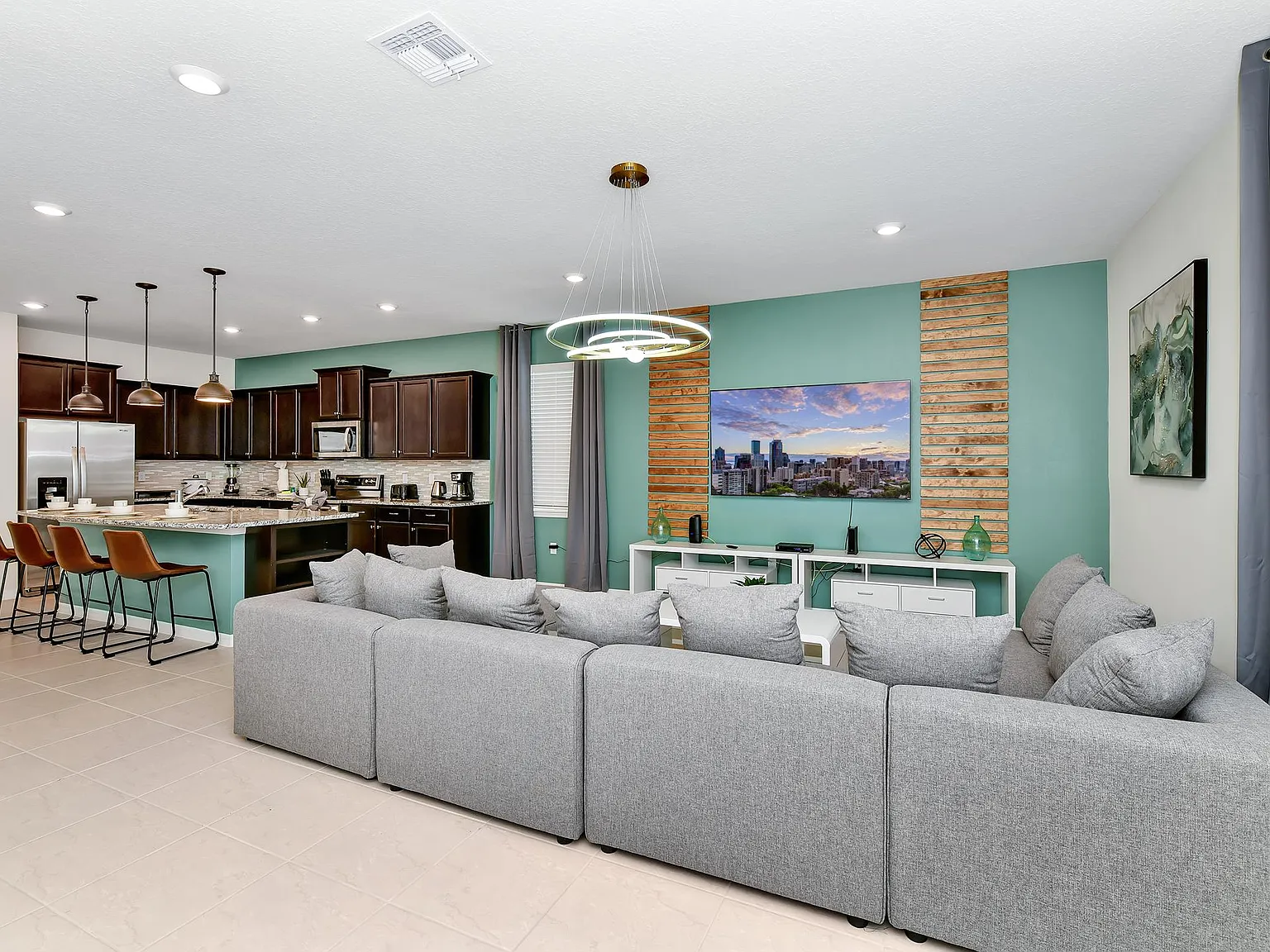 8 bed, 4028 sqft, $4,500 — Photo 4
