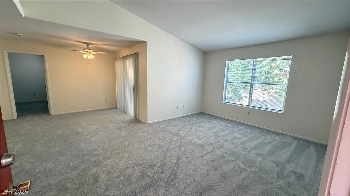 2 bed, 2.0 bath, 1089 sqft, $1,299 — Photo 3