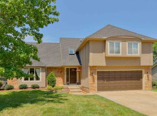 15918 W 150th St, Olathe, KS 66062