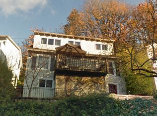 2804 SW Montgomery Dr, Portland, OR 97201