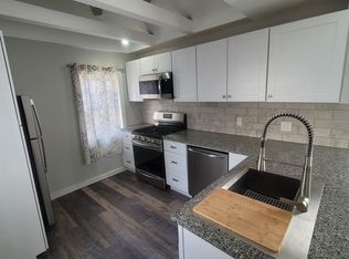 44 Franklin St APT 1, Somersworth, NH 03878