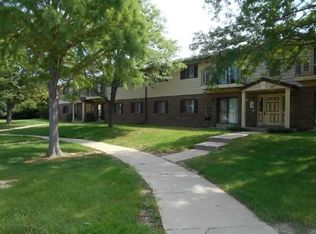 7601 W Donna Ct UNIT 1, Milwaukee, WI 53223