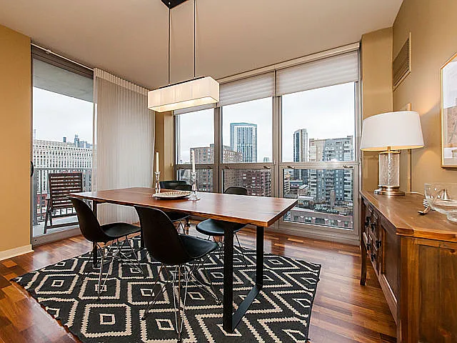 200 W Grand Ave #1603 — Photo 4