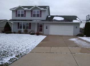 3674 Collegiate Way, New Franken, WI 54229