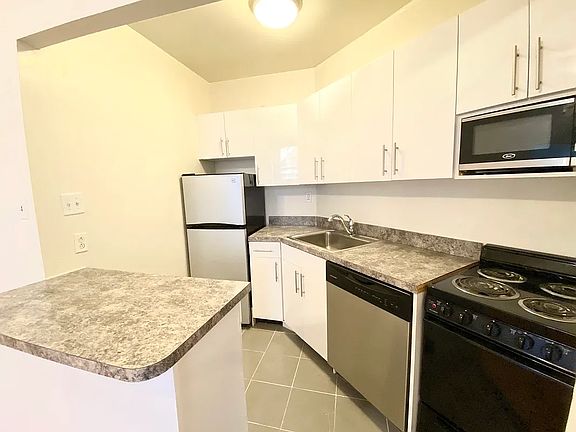 3rd image of 97 5th Ave APT 4D
