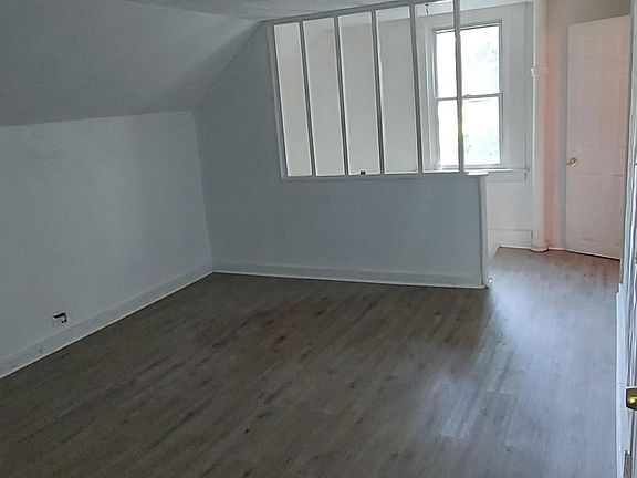 5th image of 4149 Cyril Ave