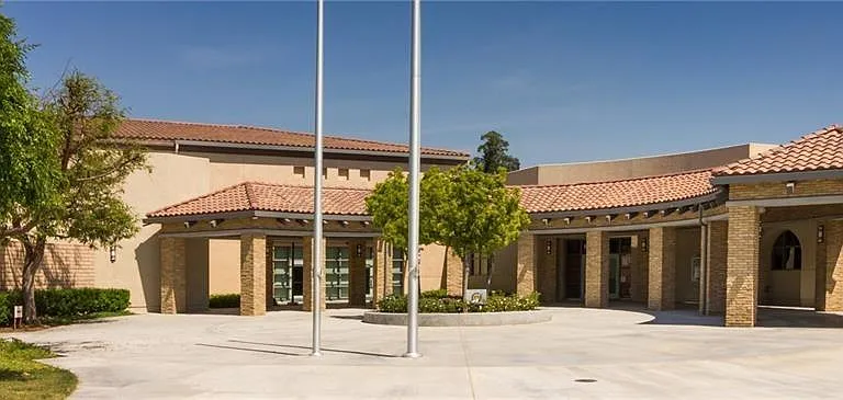 105 Sanctuary — Photo 25