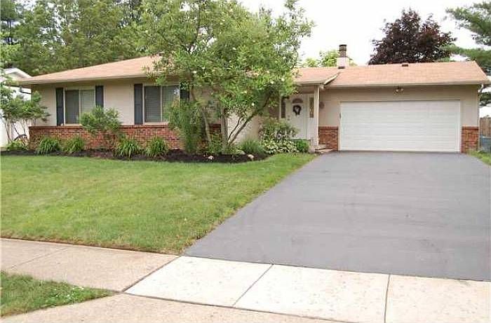 1st image of 385 Armor Hill Dr