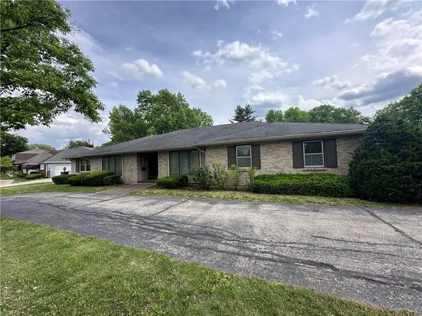 911 W 111th Ter, Kansas City, MO 64114