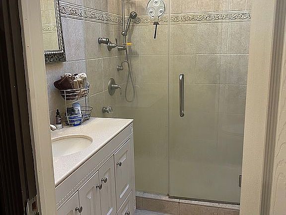 3rd image of 2565 Harborview Ct