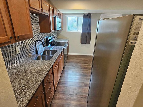 3rd image of 10568 Spring Garden Dr