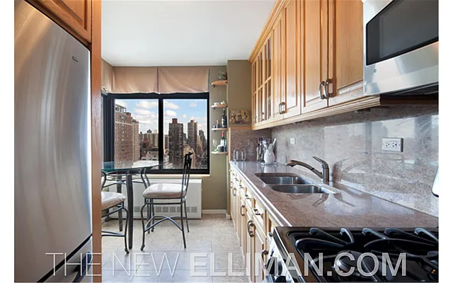 Sold by Douglas Elliman | media 9