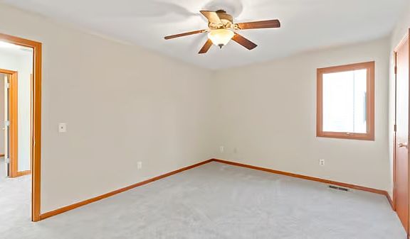 5th image of 10210 Clear Creek Ct