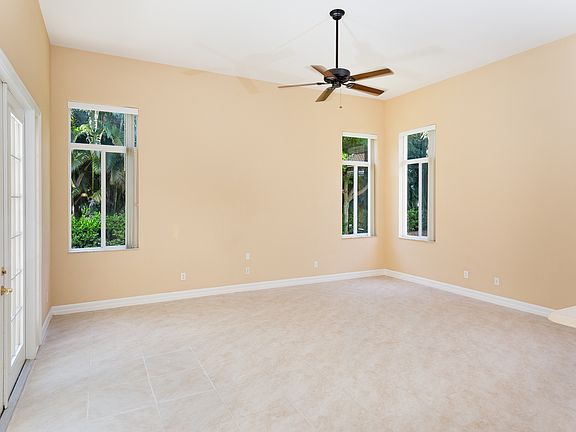 3rd image of 8820 Paseo De Valencia St