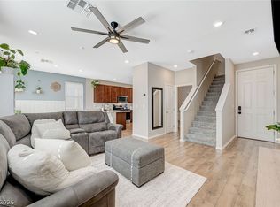 8423 Vacarez Dr, Las Vegas, NV 89149