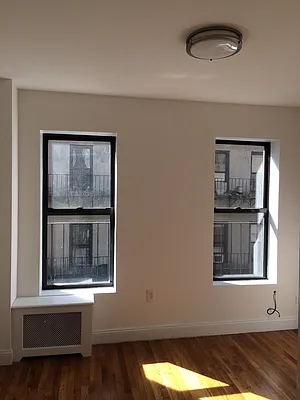 Rented by Solil Management | media 3