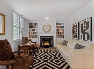 220 13th St SE APT 14, Washington, DC 20003