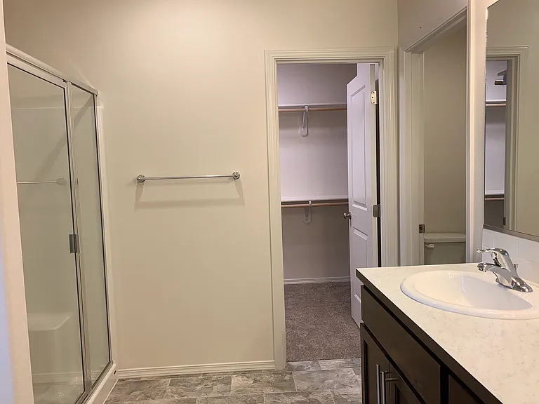 2417 Imperial Dr NW — Photo 15