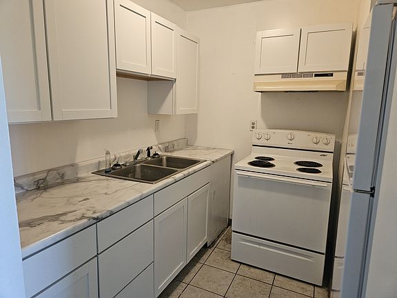 2nd image of 405 N 7th St #11529375