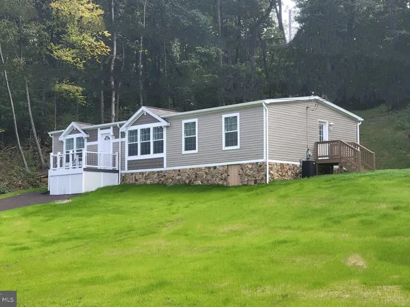 198 Ridge Rd, Newport, PA 17074