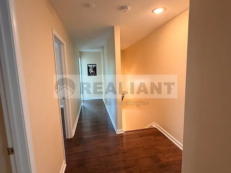 438 Kenton St — Photo 13