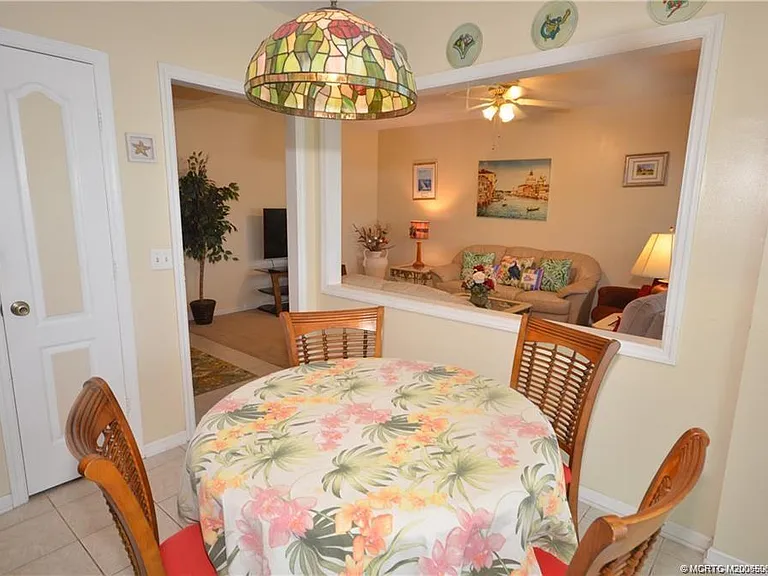 753 NW Waterlily Pl — Photo 7