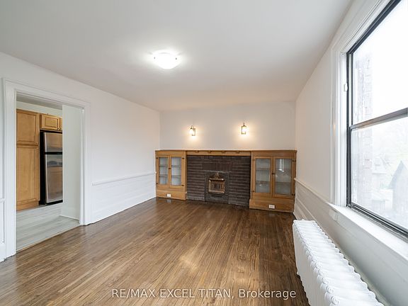 3rd image of 4 Kingston Rd #46