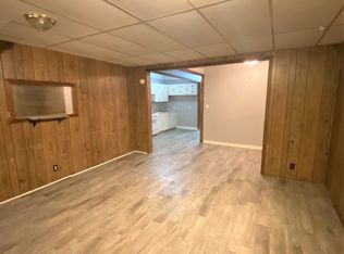 8 E Railroad St APT 9, Sandwich, IL 60548