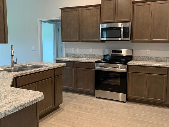 2nd image of 309 W Twisted Oaks Dr