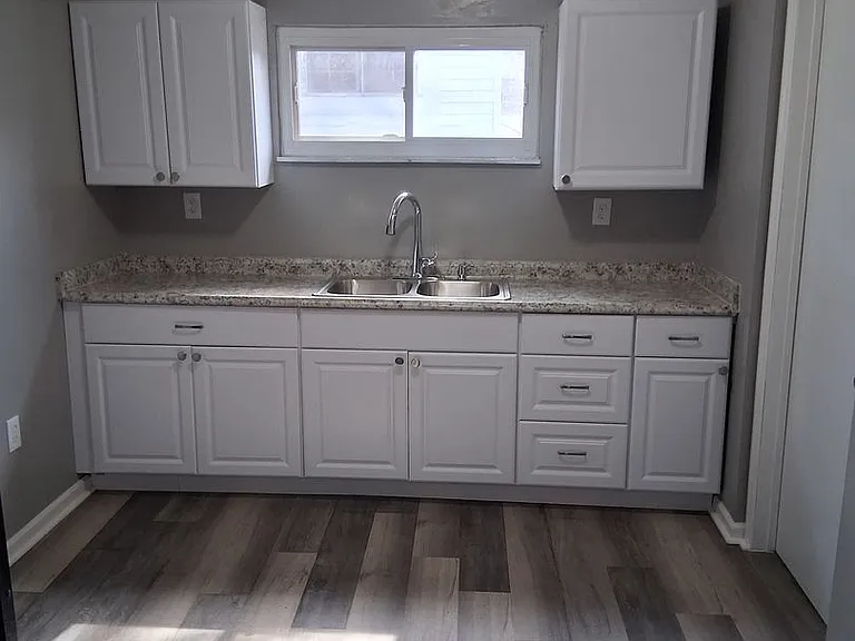 212 High St — Photo 4
