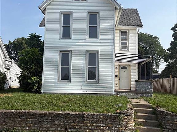 3rd image of 218 Randolph St