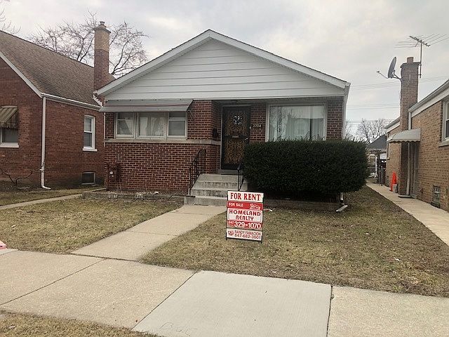 1st image of 3704 N Oconto Ave