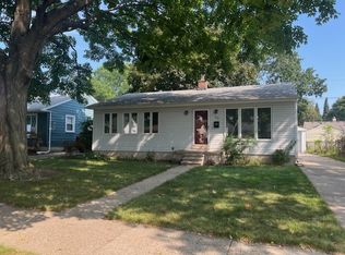 913 Amelia Ave, Royal Oak, MI 48073
