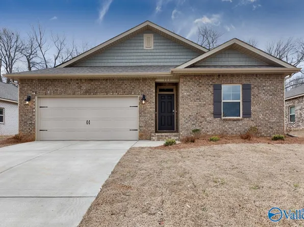 111 Branton Ct, New Market, AL 35761