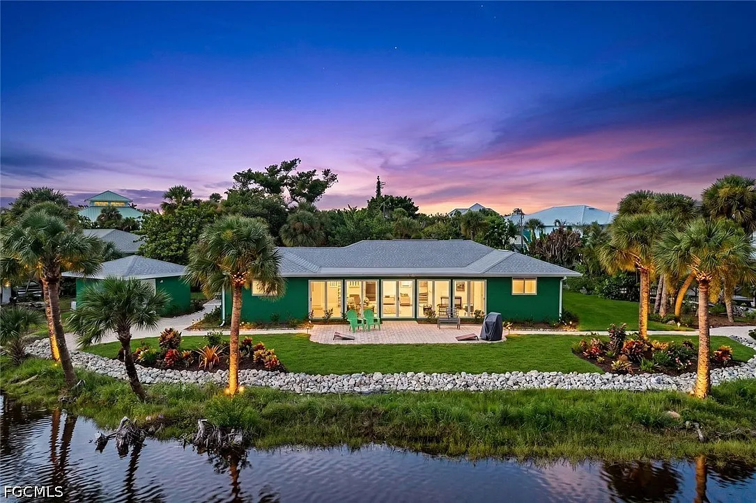 4 bed, 2.0 bath, 2000 sqft, $14,000 — Photo 1