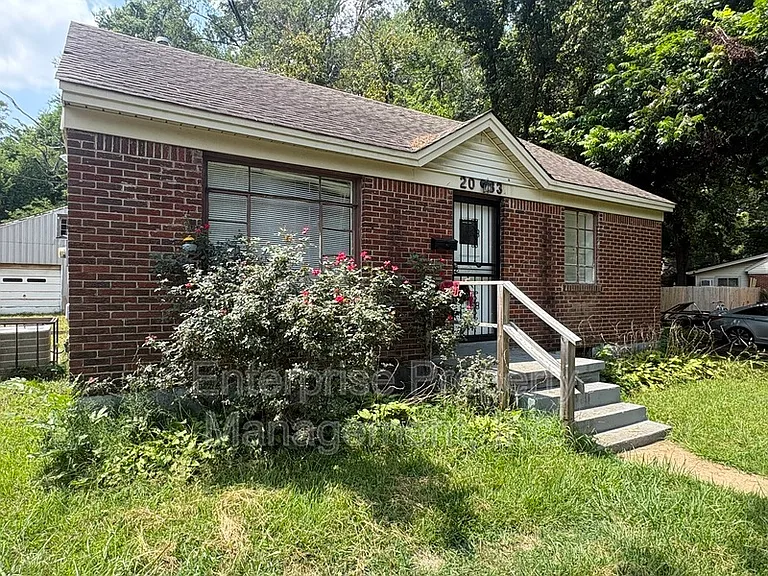 2083 Charleston Rd — Photo 2