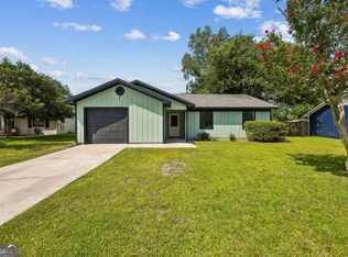 307 Sunnyside Dr, Saint Marys, GA 31558