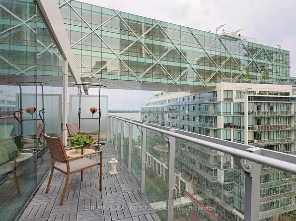 39 Queens Quay E Unit 1036, Toronto, ON M5E 0A5