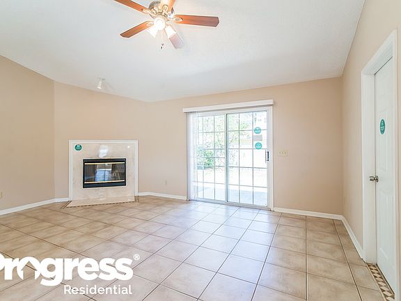 5th image of 7995 N Mactavish Way