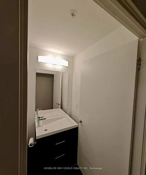 30 Nelson St #2304 — Photo 9