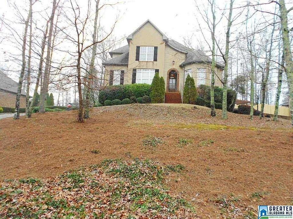 1st image of 216 Essex Dr