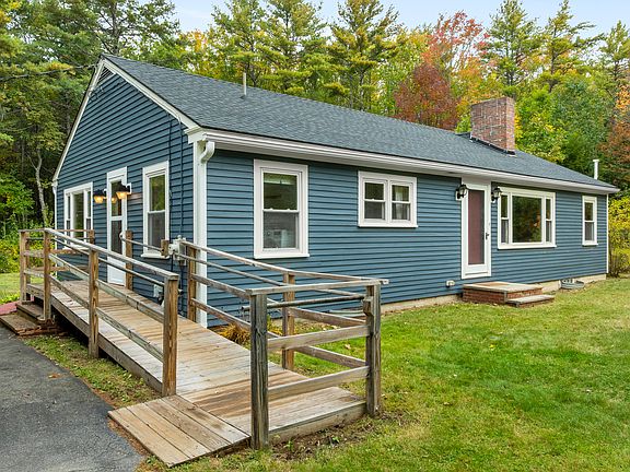 4th image of 137 Bayview Road