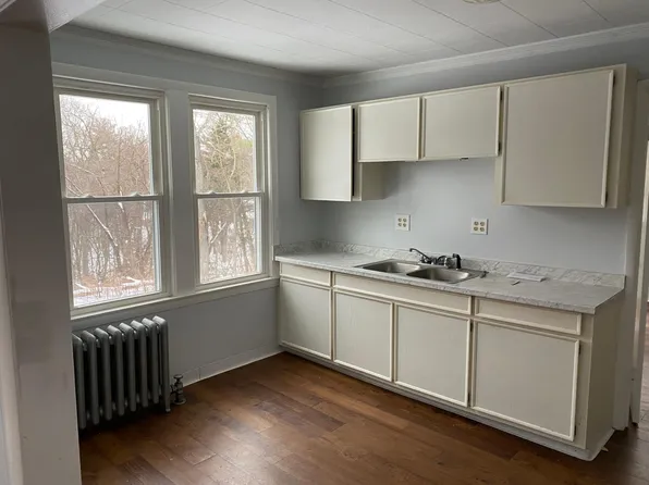 2 Veterans Way #2, Springfield, MA 01108