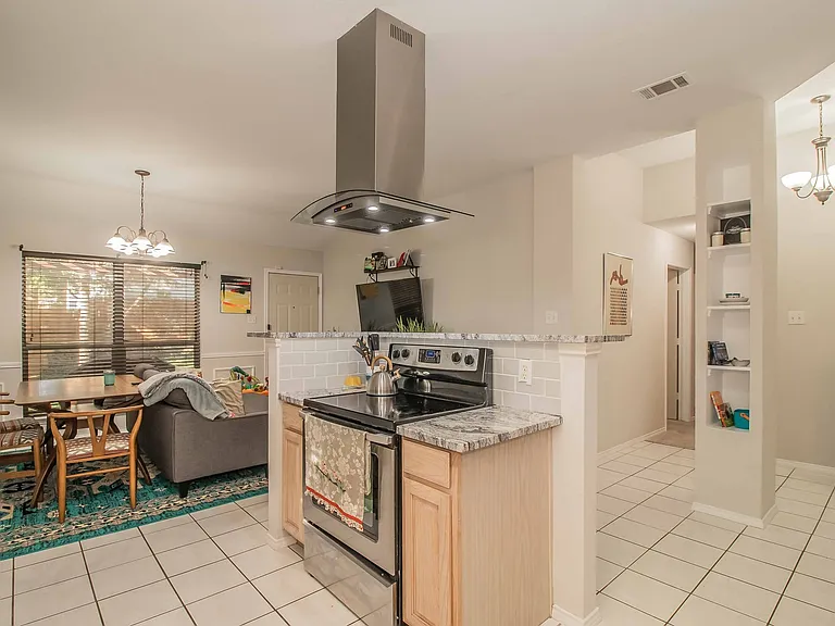 436 Hillside Dr — Photo 11