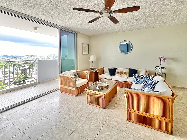 3001 Plaza Del Mar Cond Isla Verde Ave — Photo 3