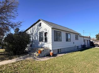 1210 South St, Sutherland, NE 69165
